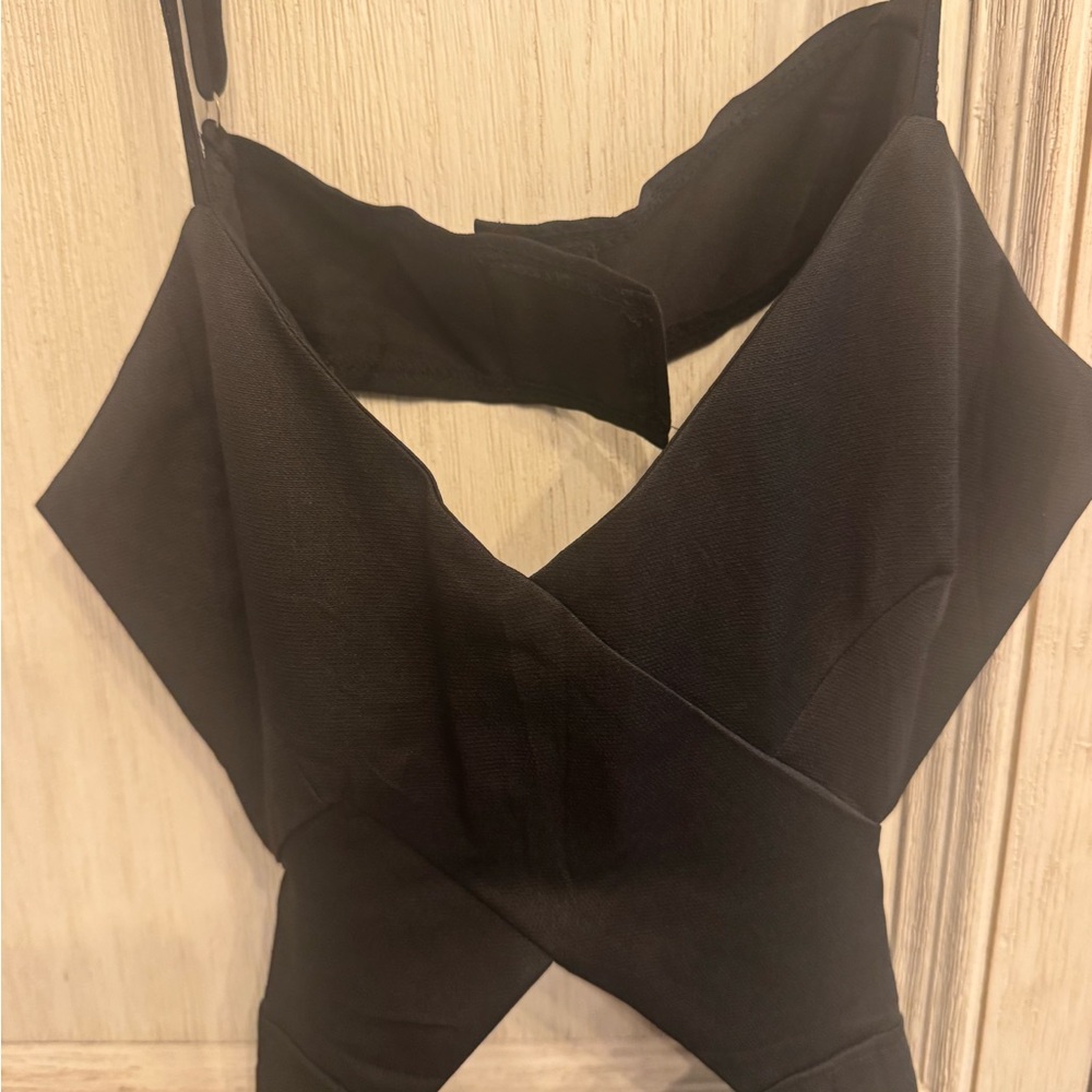 NWT Elegant Black Cutout Jumpsuit with wide leg - Picture 11 of 15
